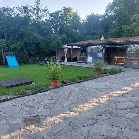 Митровата Къща Villa Raynovtsi Ngoại thất bức ảnh